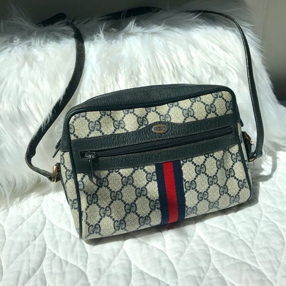 Gucci Handbags - Authentic Vintage Gucci Crossbody